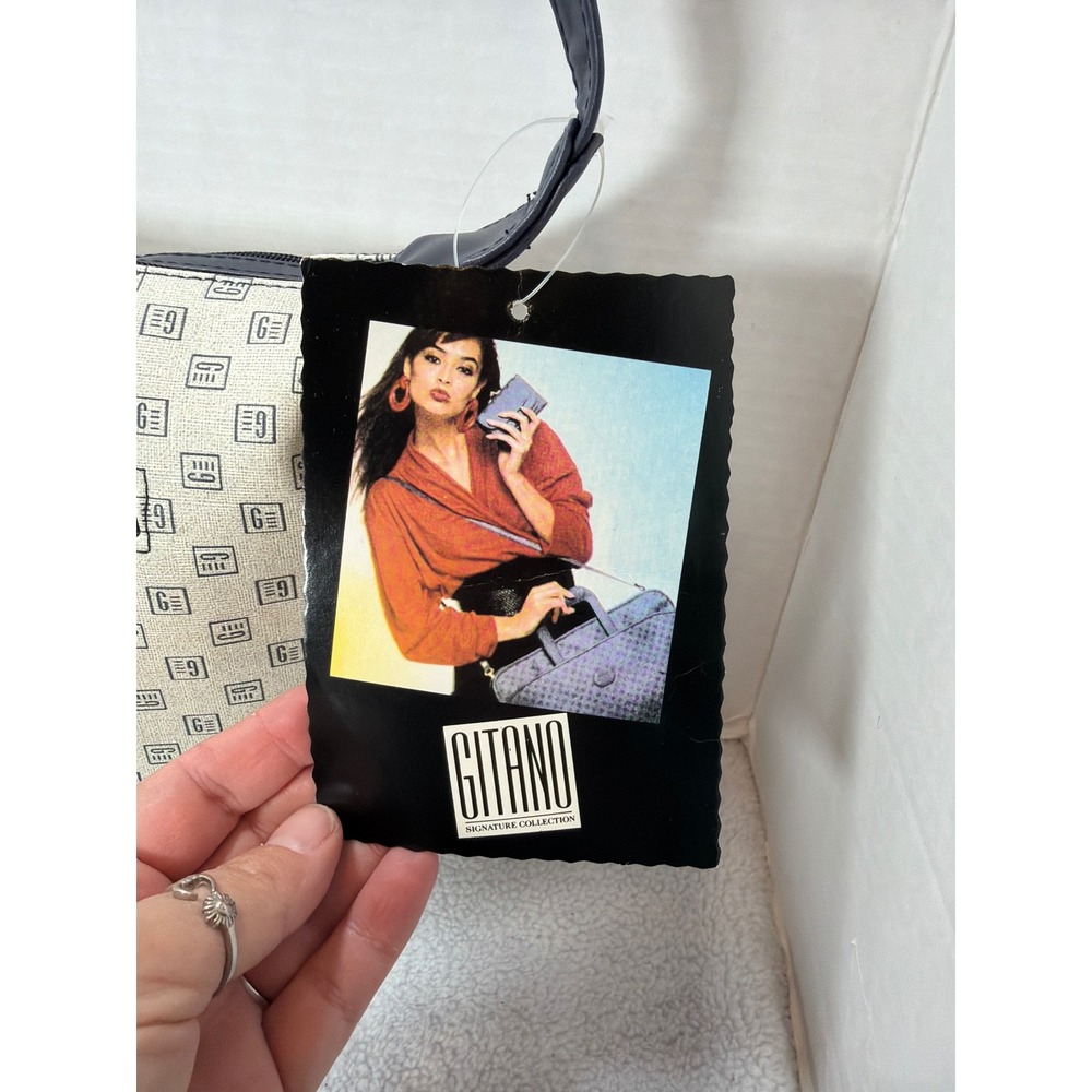 NWT VTG 90s Gitano Crossbody/ Shoulder Bag Womens Cream Black Monogram Signature - Picture 4 of 8